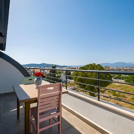 Tanrise Apartmanhotel