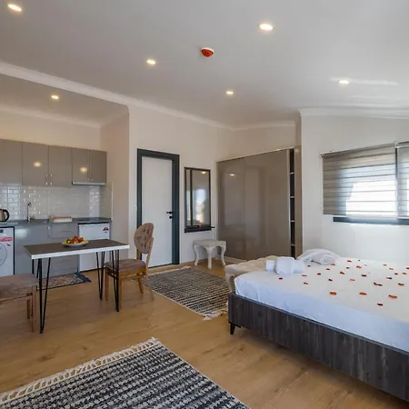 Tanrise Aparthotel