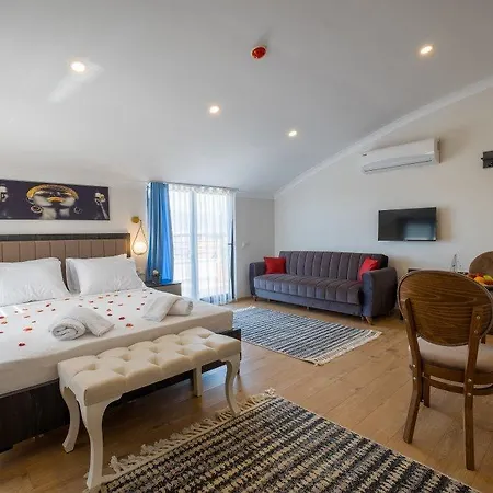 Aparthotel Tanrise 5*
